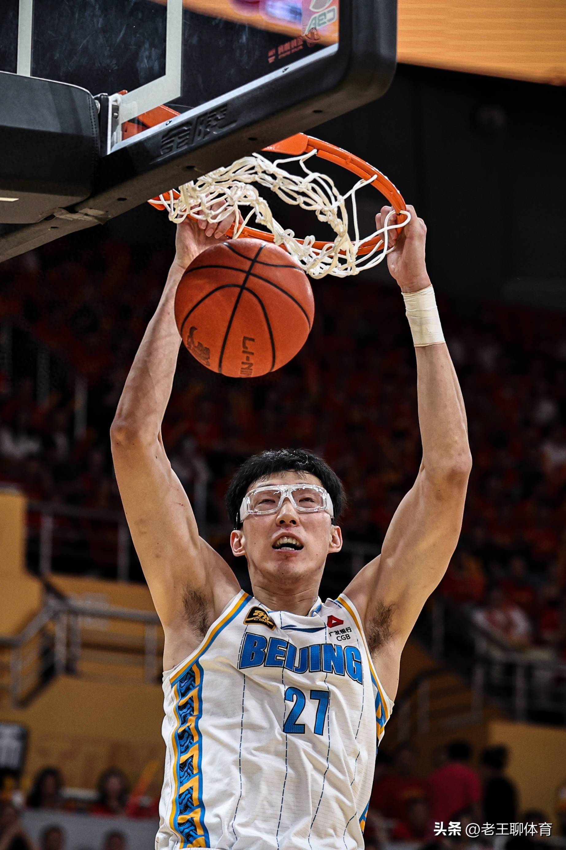 乐动体育入口清晨体能课后，广厦男篮复出首秀备战NBA季后赛，球迷炸锅，球队文化再被提及的简单介绍