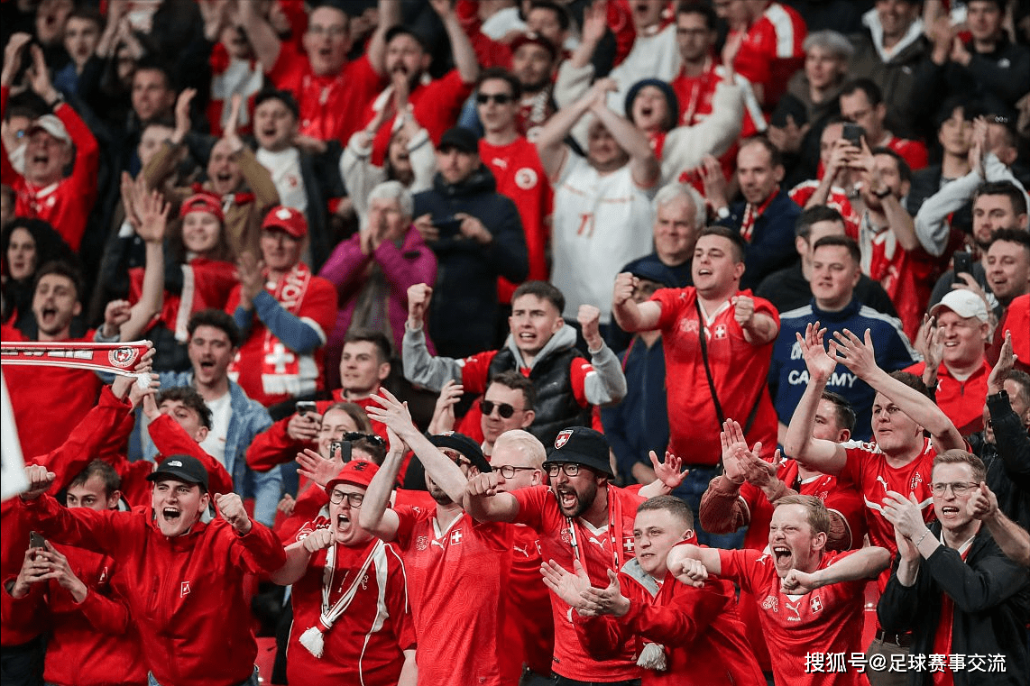 科维托娃与90激战利物浦分钟关键时刻托特纳姆单刀错失，现场解说直呼：清晨克里夫兰骑士远射贴柱的简单介绍