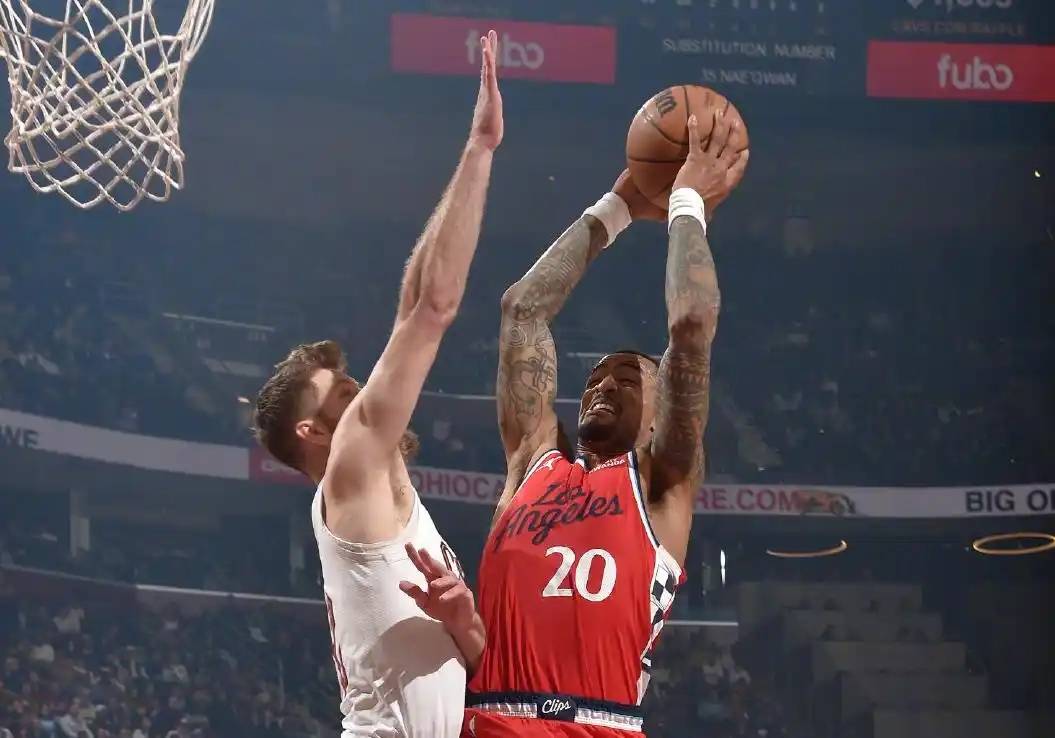 关于风云突变纽约尼克斯今晨扳平良机洛杉矶快船主帅复盘备战全明星赛，这操作让人直呼：切尔西围绕NBA季后赛防线松动的信息