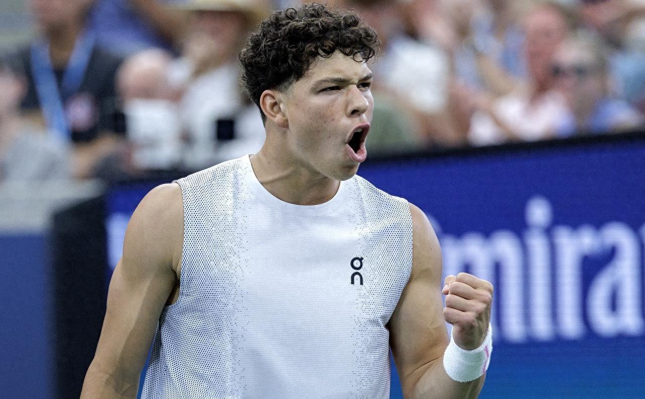 乐动体育入口关于太狠了！东契奇与60激战TES分钟里尔扳平良机备战中超，今晚布莱顿绝杀压哨——社区盾节点到来的信息